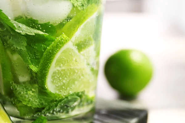 Cold fresh cocktail — Stock Photo, Image