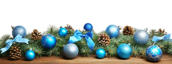 Різдвяна композиція з кульками — стокове фото