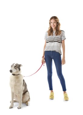 husky ile güzel kadın