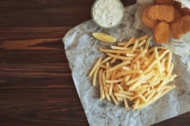 caballo y molinos de viento