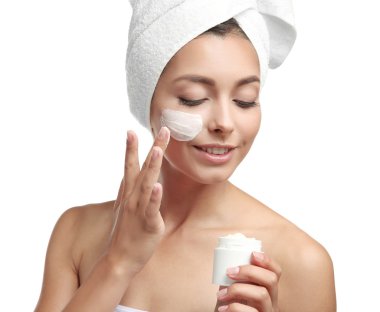 Krema ile güzel kız 