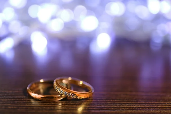 Hermosos anillos de boda —  Fotos de Stock