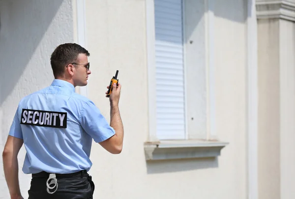 Erkek güvenlik görevlisi — Stok fotoğraf