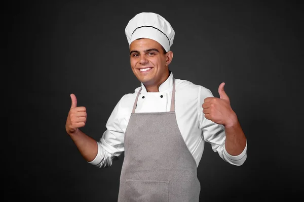 Junge Köchin — Stockfoto