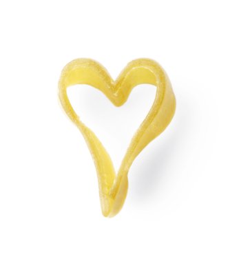 Makarna, üzerinde beyaz izole