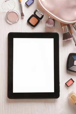 Tablet ve kozmetik arka plan