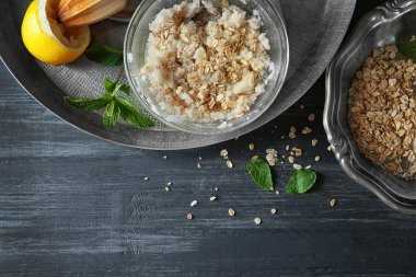 Scrub doğal maddeler yapılan