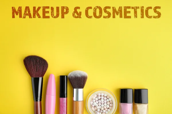 Set of decorative cosmetics — Stock Photo, Image