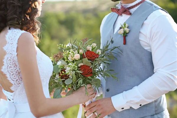 Bruid en bruidegom, close-up — Stockfoto