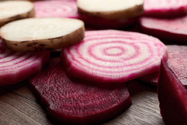 Fresh sliced beetroot — Stock Photo, Image