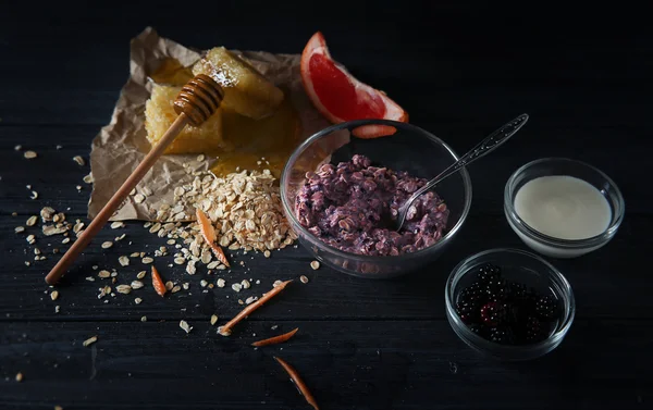 Scrub gemaakt van natuurlijke ingrediënten — Stockfoto