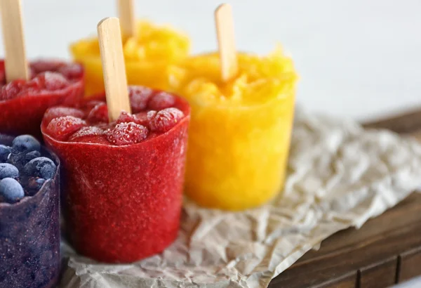 Sabroso helado de frutas — Foto de Stock