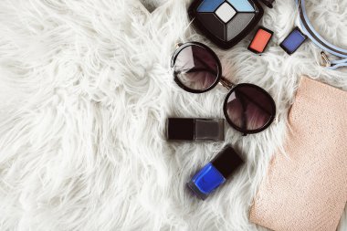 Dekoratif kozmetik kümesi 