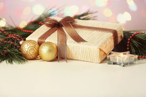 Kerstcadeau en decoraties — Stockfoto