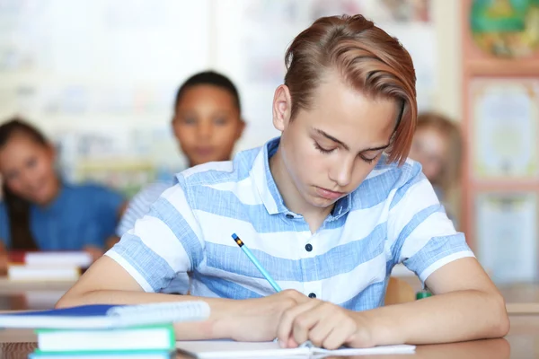 Carino Scolaro Lezione Aula — Foto Stock