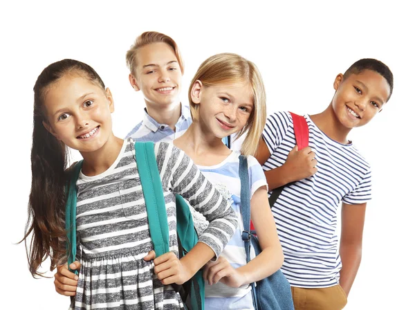 Słodkie dzieci w wieku szkolnym z plecaki — Zdjęcie stockowe
