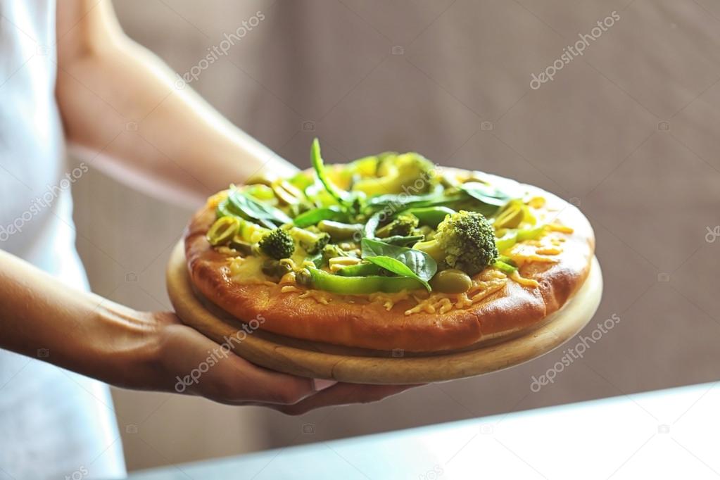  tasty vegetarian pizza