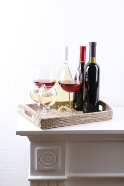 şişe ve kadeh şarap odası tablo