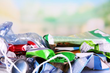 Doğal zemin üzerine kutular