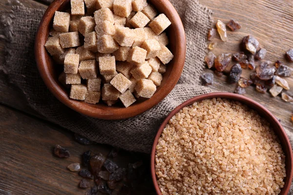 Cubos de azúcar moreno — Foto de Stock