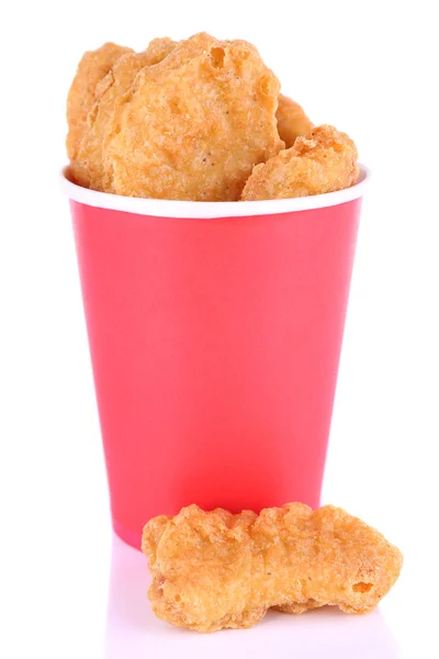 Nuggets z kurczaka smażone w kubek na białym tle — Zdjęcie stockowe