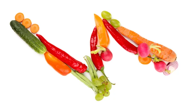 Свіжі органічні овочі та фрукти ізольовані на білому — стокове фото
