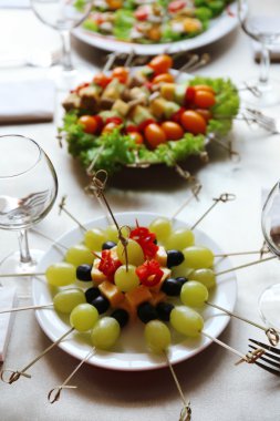 Restoran Tablo ayarı ile lezzetli yemekler