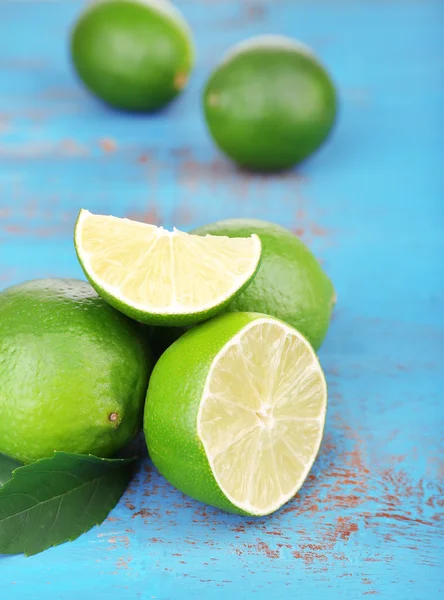 Fresh juicy limes — Stock Photo, Image