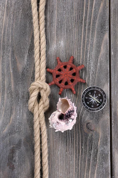 Marine knot on wooden background — Stock Photo, Image