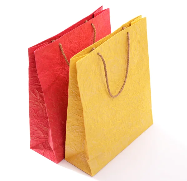 Papierowe torby na zakupy izolowane na białym — Zdjęcie stockowe