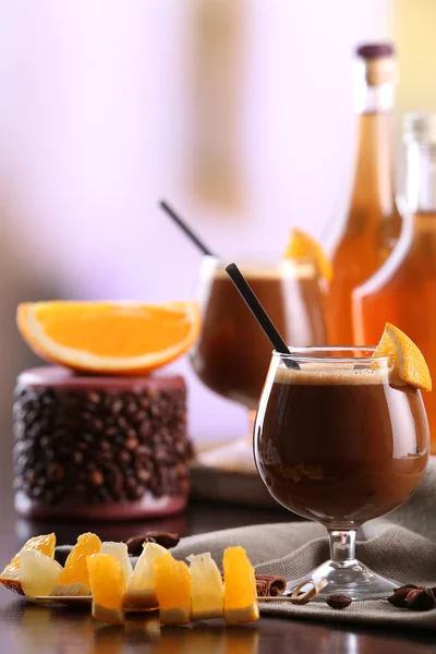 Espresso cocktail geserveerd op tafel — Stockfoto