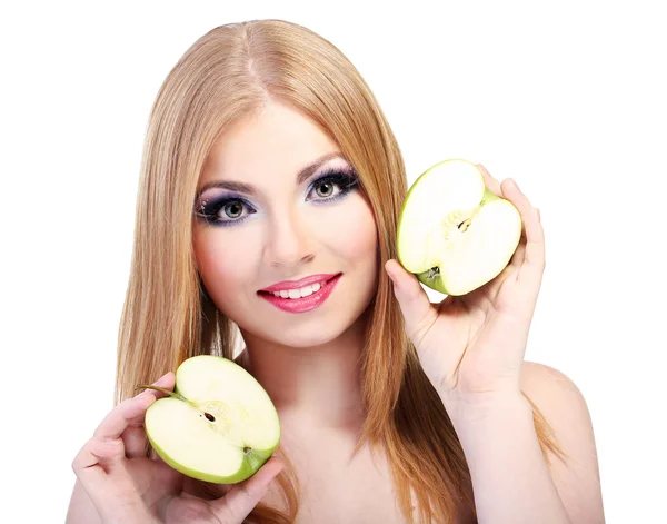 Όμορφη νεαρή γυναίκα με αίγλη μακιγιάζ και μήλου, που απομονώνονται σε λευκό — Φωτογραφία Αρχείου