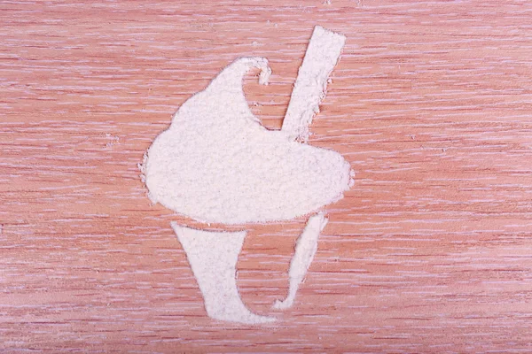 Κοκτέιλ σχήμα από ζάχαρη σκόνη σε ξύλινα φόντο — Φωτογραφία Αρχείου