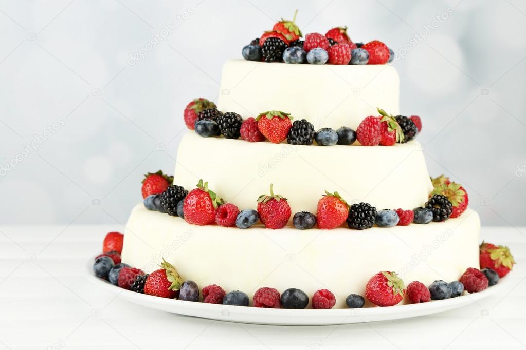 Wedding cake with berries