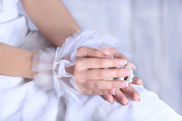 Wedding gloves on  hands of bride, close-up — Stock Photo, Image