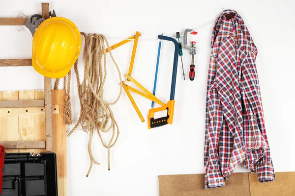 Strumenti di lavoro in officina — Foto Stock