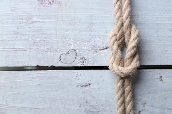 木製の背景で海洋の結び目 — ストック写真