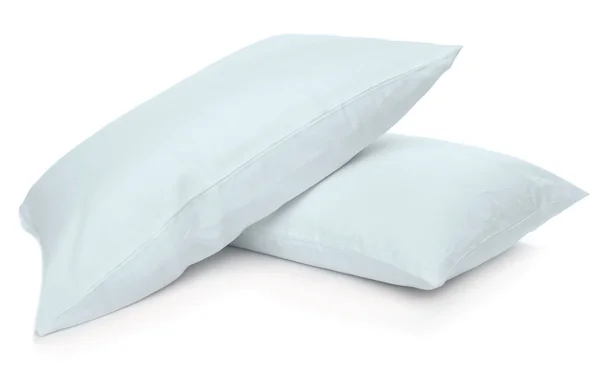 Λευκό μαξιλάρια που απομονώνονται σε λευκό — Φωτογραφία Αρχείου