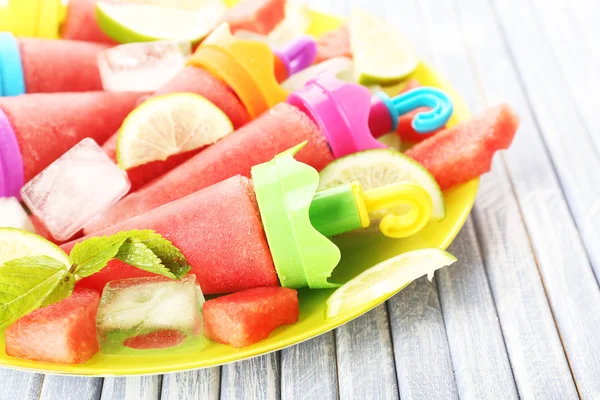 Watermelon ice-cream, close-up — Stock Photo, Image