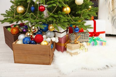 pek çok yerde şenlikli iç Noel hediye