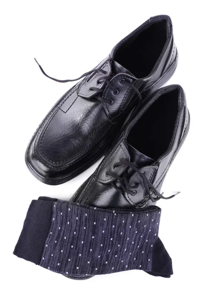 Siyah erkek ayakkabı ve çorap üzerine beyaz izole — Stok fotoğraf