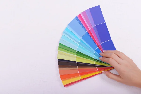 Woman choosing color — Stock Photo, Image