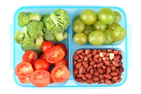 Sabrosa comida vegetariana en caja de plástico, aislada en blanco —  Fotos de Stock