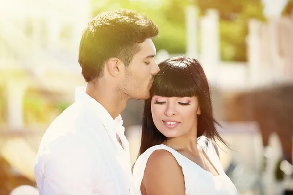 Beautiful young romantic couple, outdoors — Stock Photo, Image