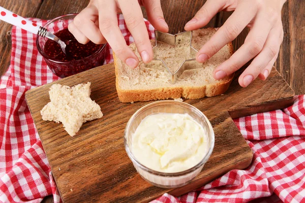 Cooking figured sandwiches close-up — Stock Photo, Image