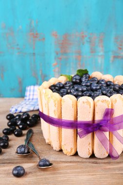 Lezzetli kek Charlotte