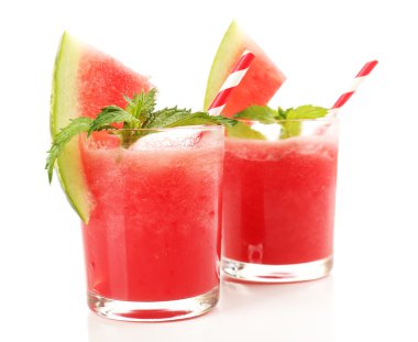 karpuz üzerinde beyaz izole kokteyl