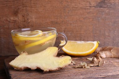 Limonlu zencefil içki