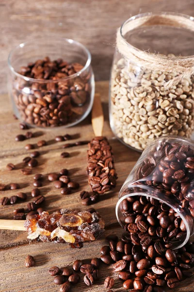 Spoon with coffee beans — Stock Photo, Image