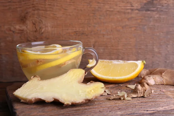 Zázvorový nápoj s citronem — Stock fotografie